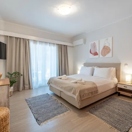 Residence City Apartments *